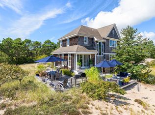 17 Sandcastle Ln, Amagansett, NY 11930