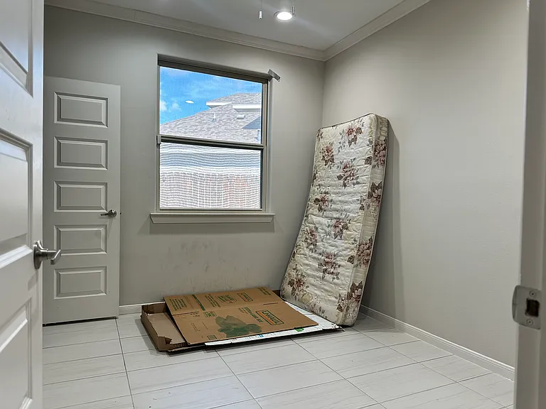 5224 Lost Creek Ln — Photo 11