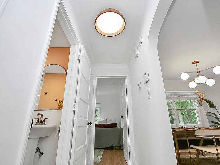 1824 Merriman Ave — Photo 8