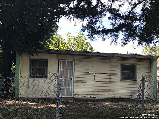 1st image of 1223 Fenfield Ave