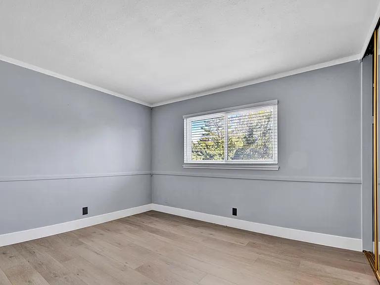 9882 Kings Canyon Dr — Photo 23