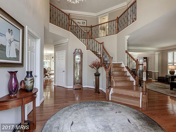 2nd image of 5304 Trumpington Ct