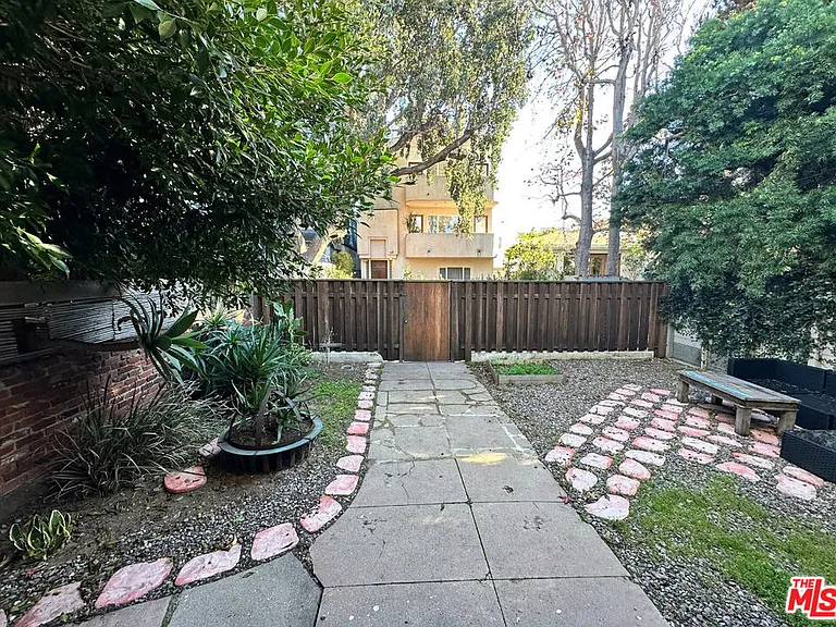 49 Dudley Ave — Photo 31