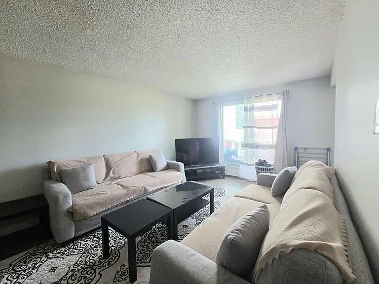 14404 88a St NW #213 — Photo 14