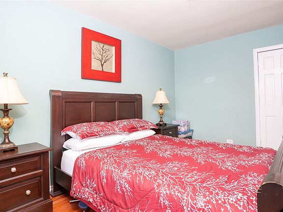 5th image of 75-25 210th St APT 3M
