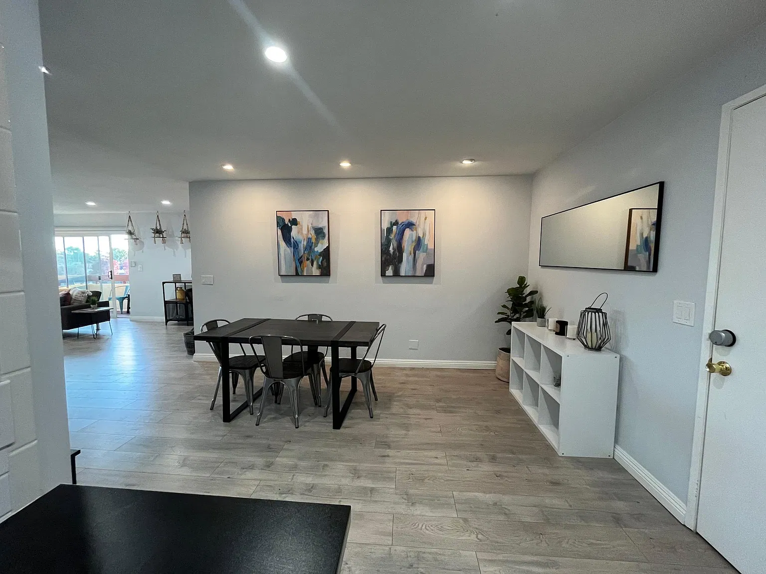 8001 Redlands St — Photo 3