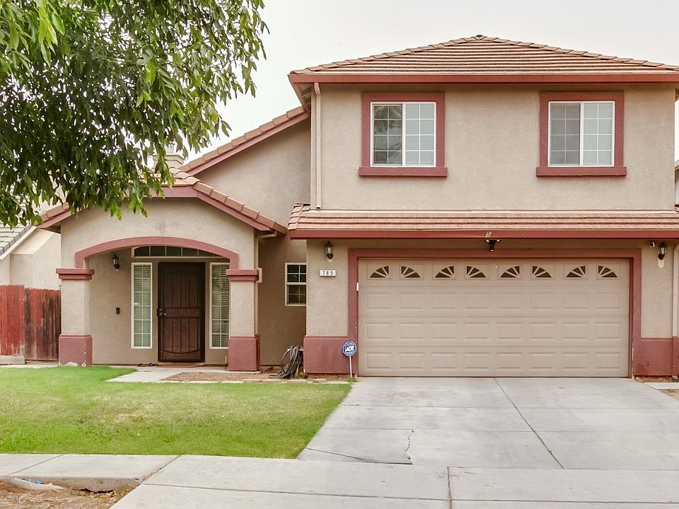 1st image of 785 Allacante Dr