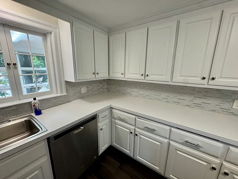 89 Stanley Rd — Photo 2