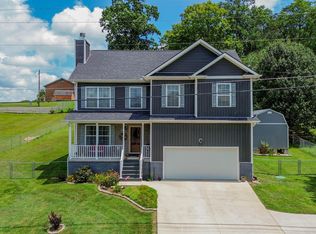 1187 Martin Ln, La Follette, TN 37766