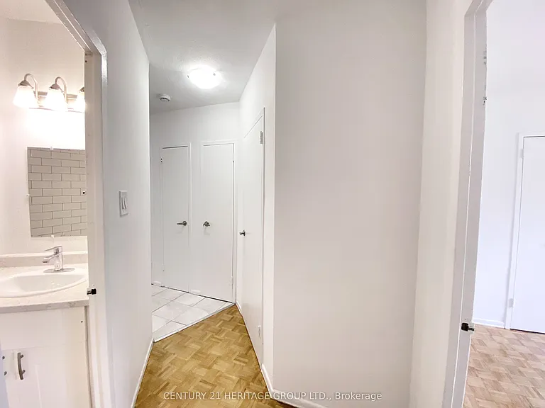 10 Garfella Dr #206 — Photo 6