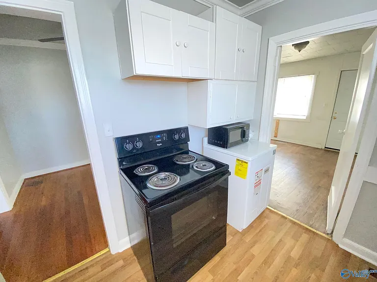 2415 Bonita Dr SW — Photo 15