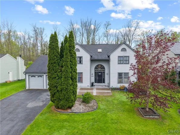 4358 Javelin Trl, Liverpool, NY 13090