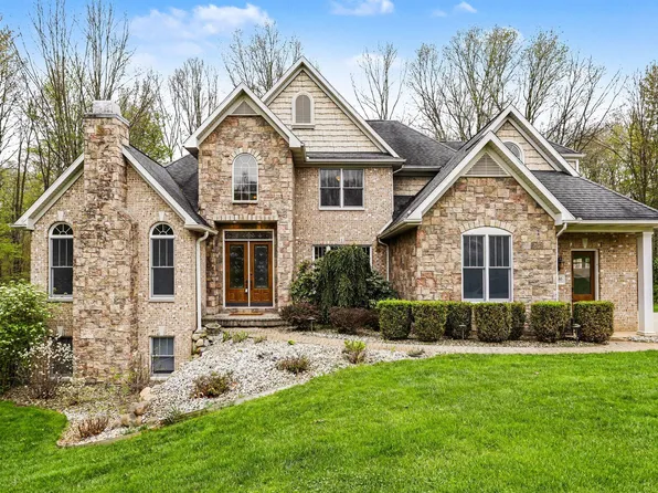 9380 Marshwood Dr, Richland, MI 49083