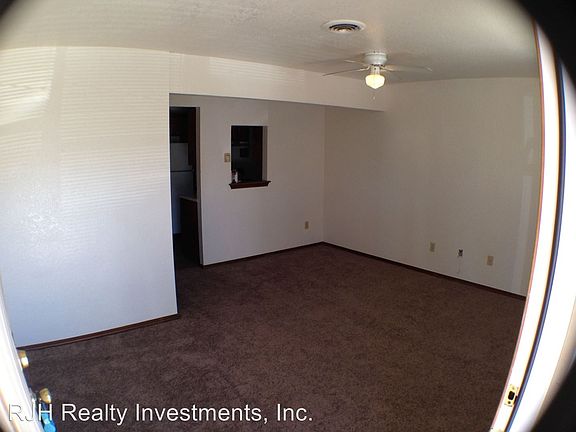 4th image of 1901 E Lindsey St APT 14A