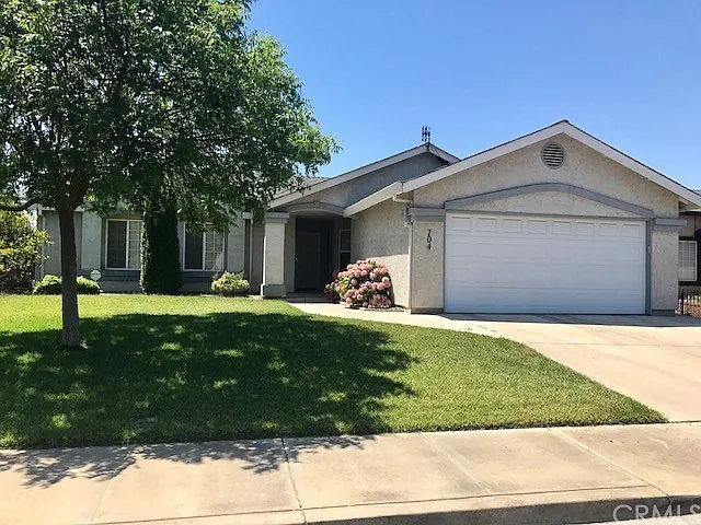 704 Los Altos Dr photo 1