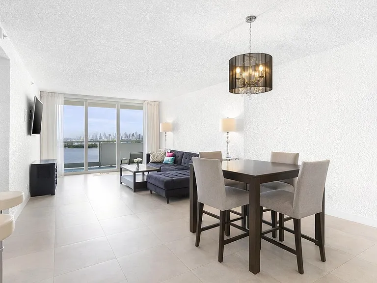 1500 Bay Rd #1122S — Photo 2