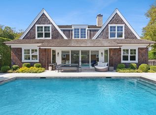 202 Halsey St, Southampton, NY 11968