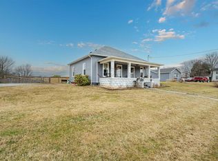 10469 Main Cross St, Whitesville, KY 42378