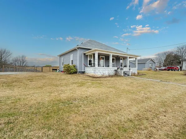 10469 Main Cross St, Whitesville, KY 42378
