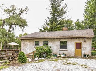 8580 Pontiac Trl, South Lyon, MI 48178