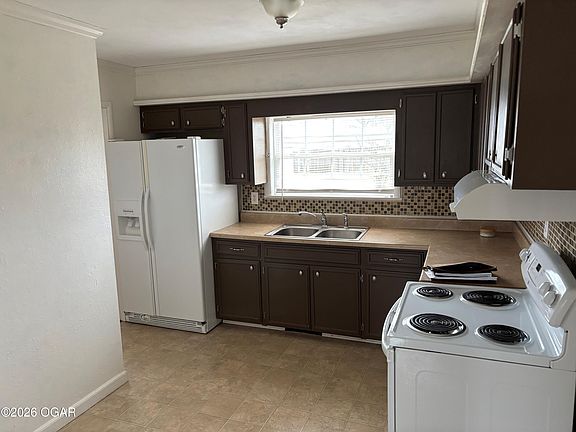 2nd image of 2417 New Hampshire Ave