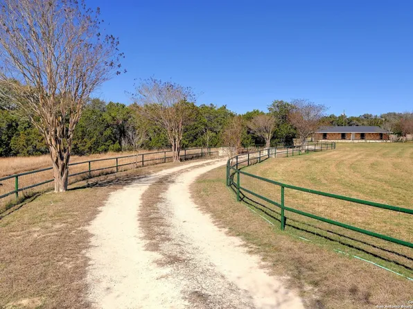 4349 Ranch Rd 165, Blanco, TX 78606