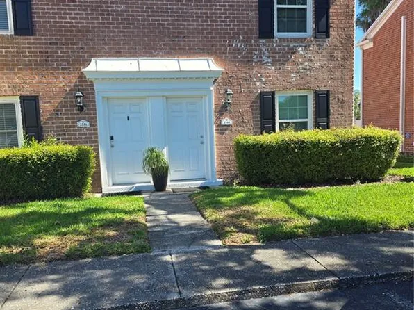 2549 Cedar Cypress Ct, Tampa, FL 33618