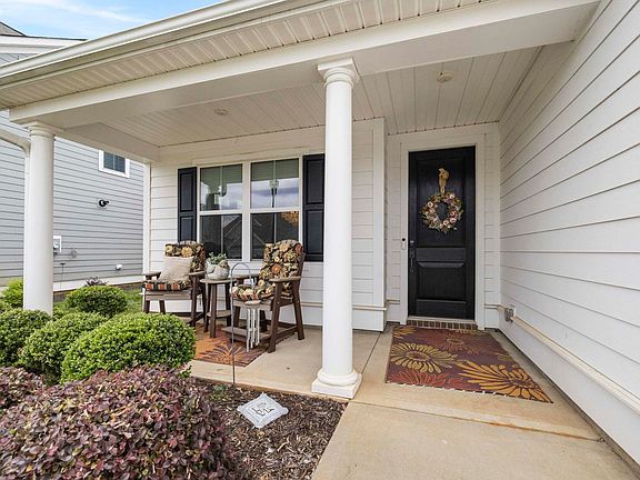 4th image of 564 Backacre Ct
