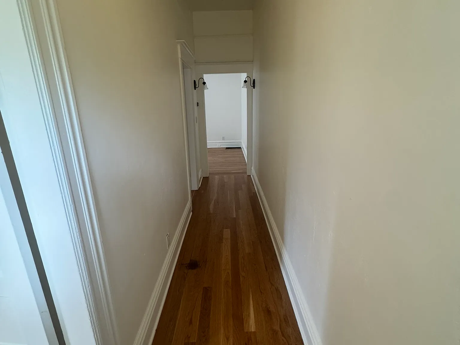 2 bed, $2,550 — Photo 2