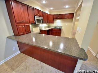 4304 Wisteria Landing Cir UNIT 104, Louisville, KY 40218