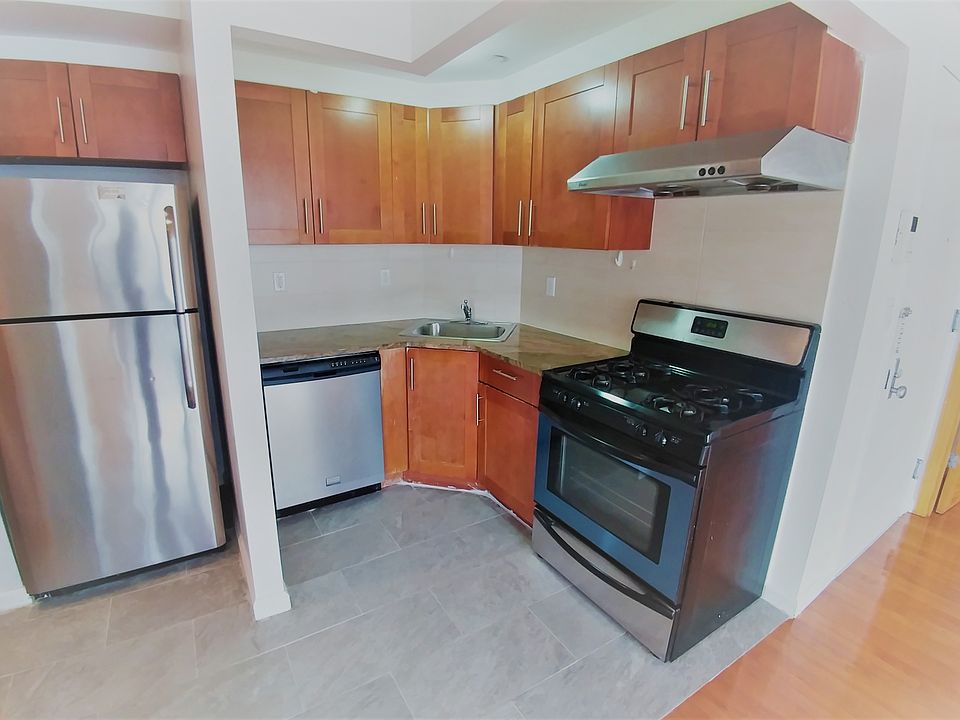 1st image of 31 Monroe St APT 11C