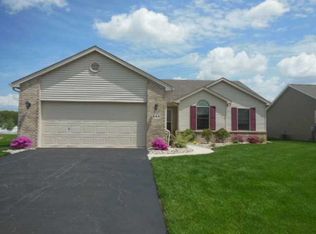 686 Webber Dr, Temperance, MI 48182