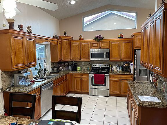 3rd image of 9841 NW 47th Dr