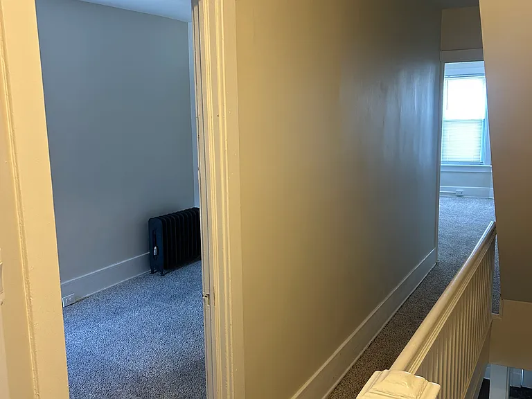 2436 Jefferson St — Photo 15