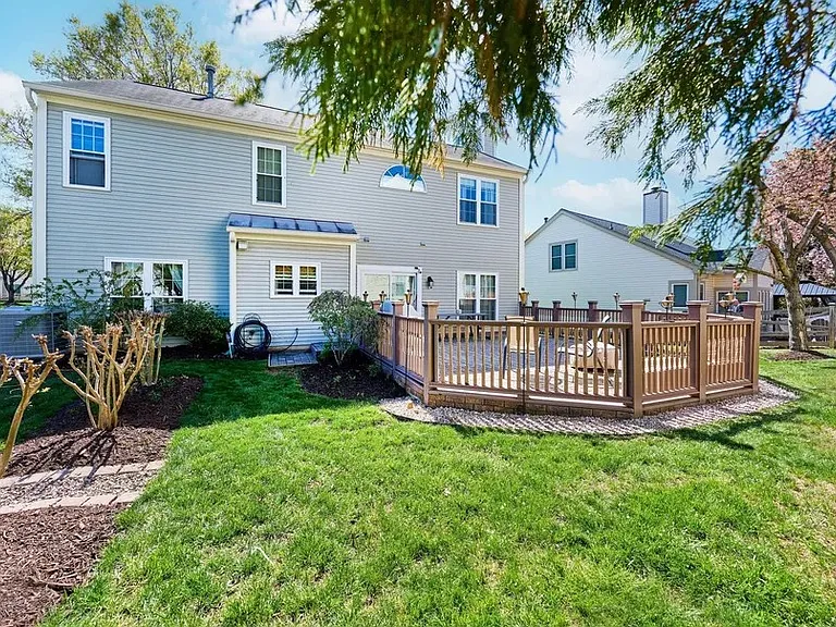 46554 Cedarhurst Dr — Photo 7