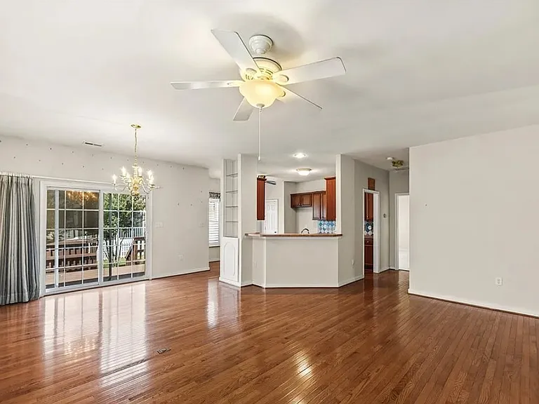 14537 Sailboat Cir — Photo 3