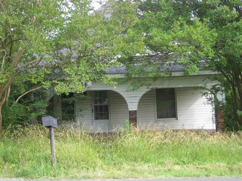 2nd image of 88 Janssen Ave