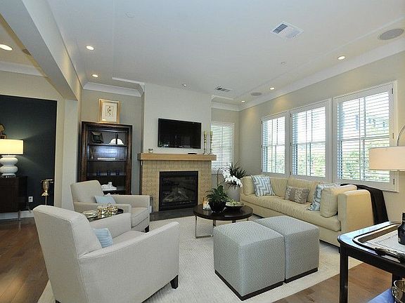 3rd image of 841 Paulson Cir