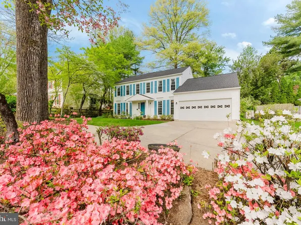 10727 Shingle Oak Ct, Burke, VA 22015