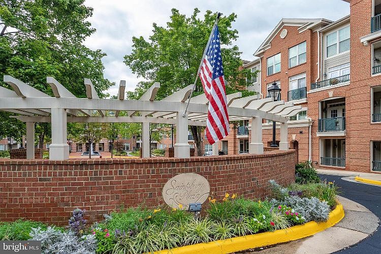 1st image of 2907 Saintsbury Plz APT 401