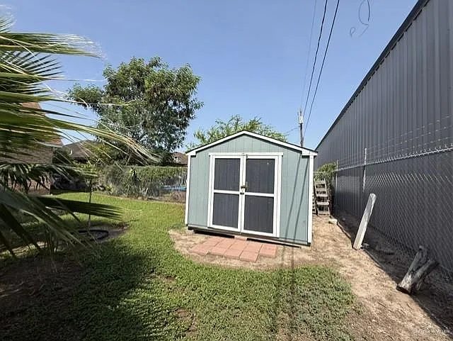 2212 N Days Cir — Photo 29