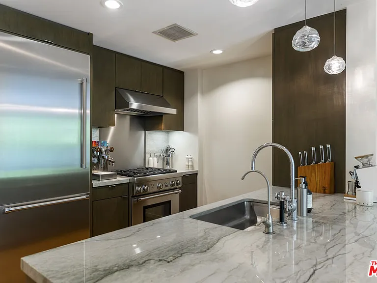 1705 Ocean Ave #212 — Photo 8