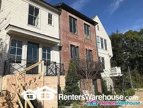 540 Bismark Rd NE — Photo 2