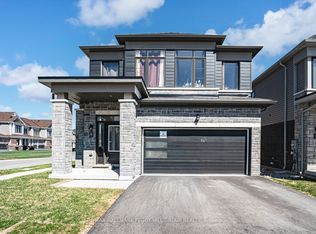 52 Durham Ave, Barrie, ON L9J0W7