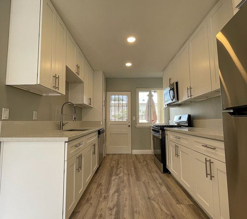 1st image of 3634-48 1/2 Park Blvd #17647354