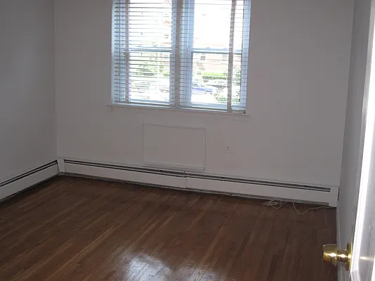 Rented by 18 REALTY | media 37