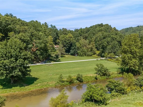2345 Watauga River Road, Sugar Grove, NC 28679