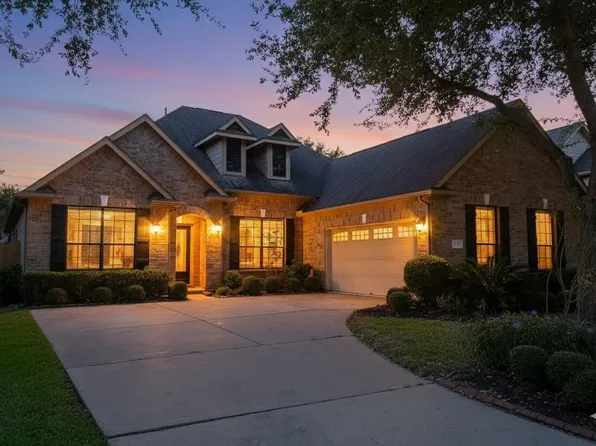614 Coggins Point Way, Sugar Land, TX 77479