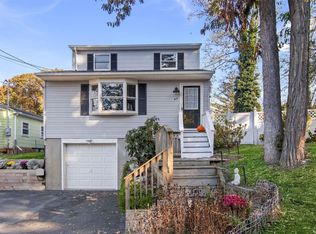 47 Lynbrook Dr, Sound Beach, NY 11789