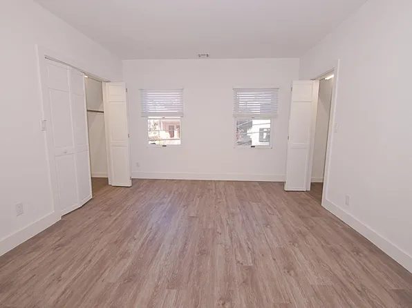 34 Hilliard Avenue image 10 of 33